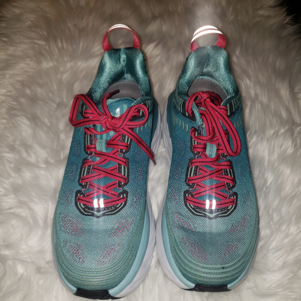 Hoka one one Bondi 6 women's size 7